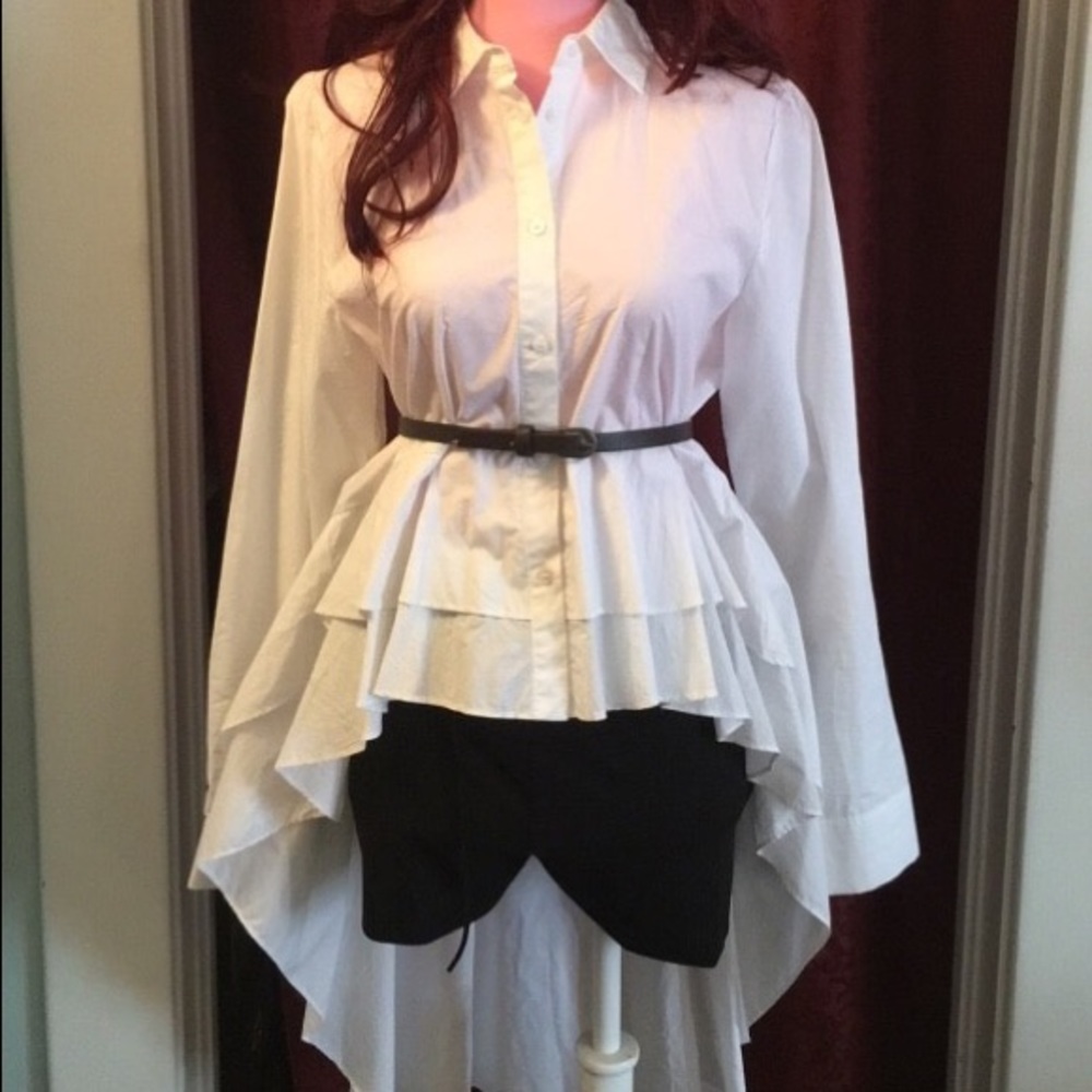 Medium ruffles Zara shirt